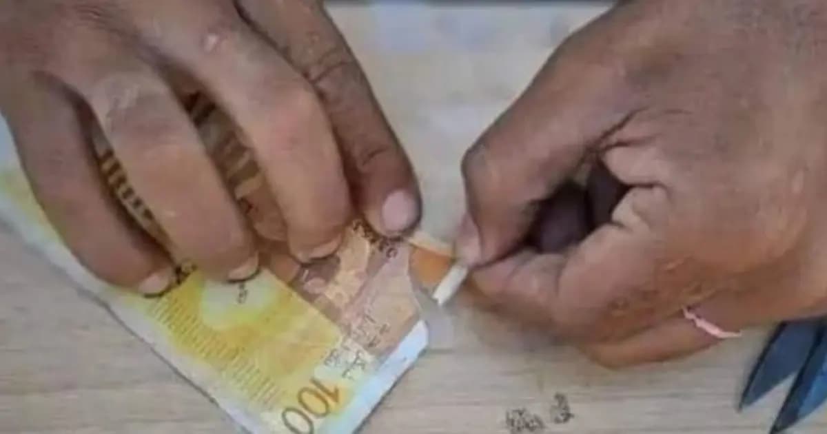الاقتصاد يدعو لتوحيد جهود معالجة الورق النقدي في غزة