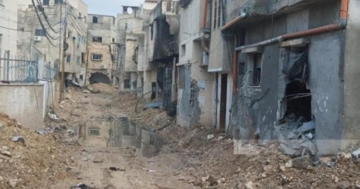 الاحتلال يطالب سكان منازل مقابل مخيم طولكرم بالإخلاء