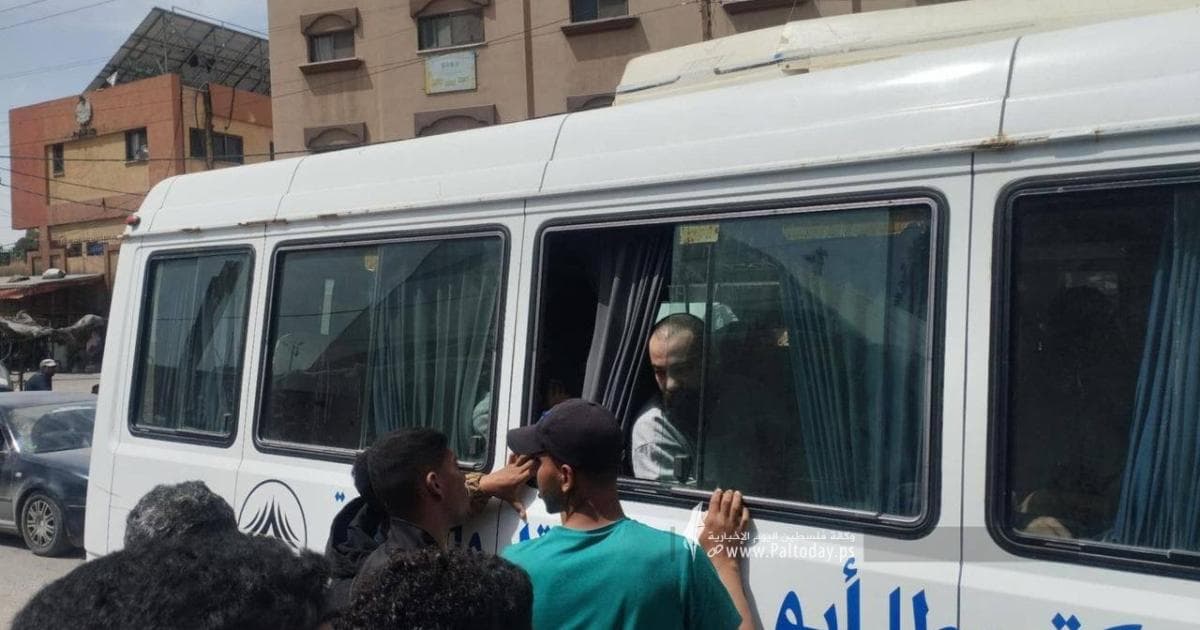 Occupation frees 37 Gaza prisoners