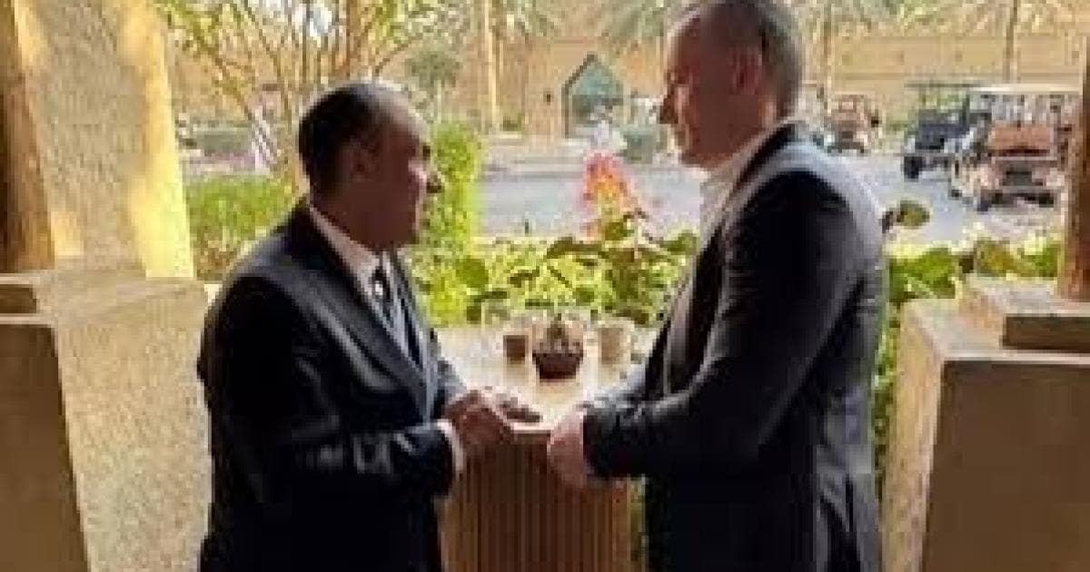 مصر وملادينوف يناقشان خطة ترامب