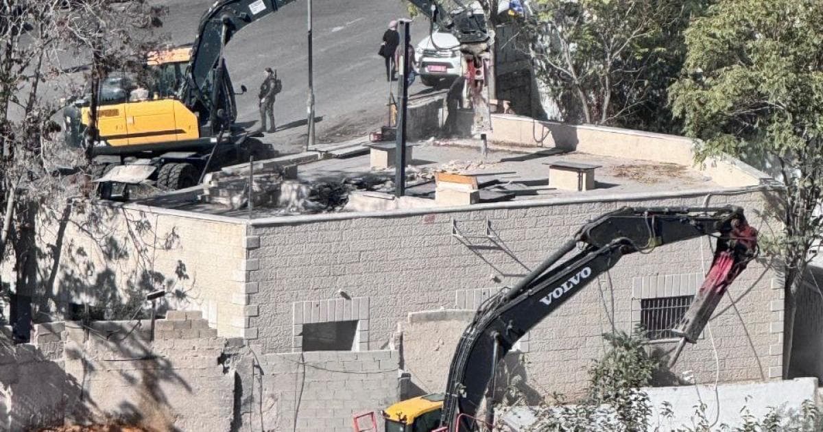 جنوب القدس يهدد ببيوت واد الحمص وصور باهر