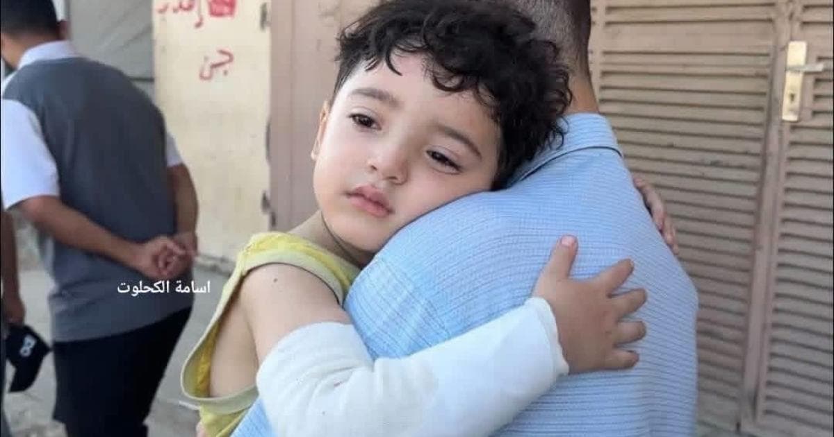 Child Sami wakes up to find his entire family has departed