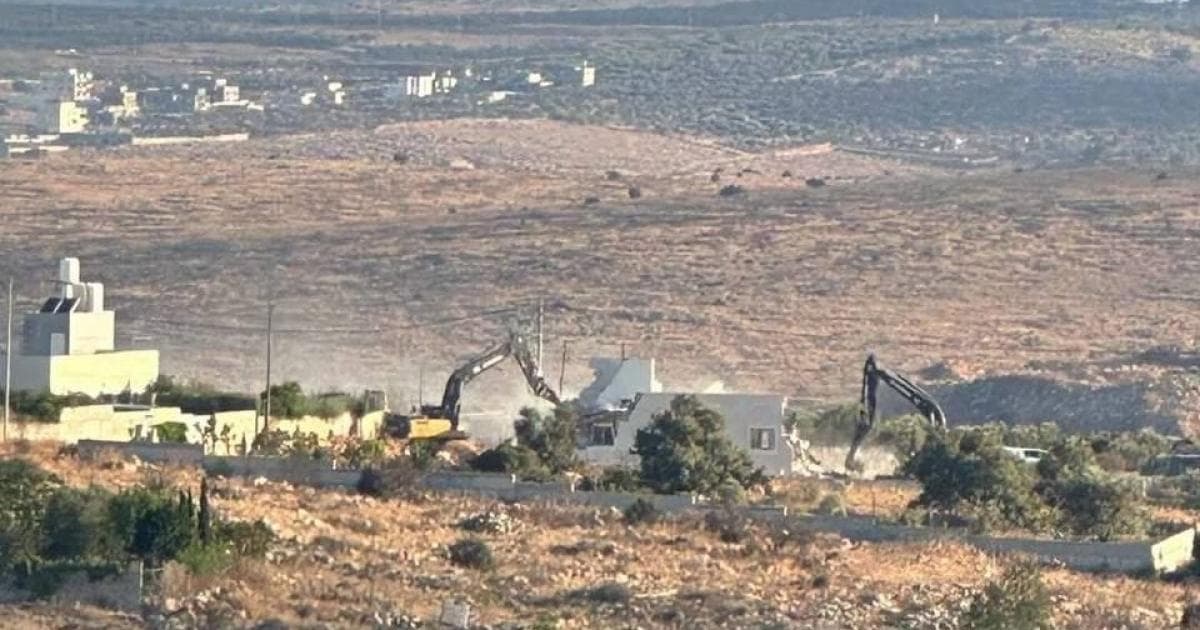 الاحتلال يهدد منزل في شقبا غرب رام الله