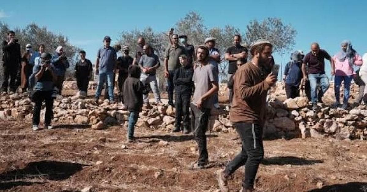Settler attacks displace 107 Palestinian communities