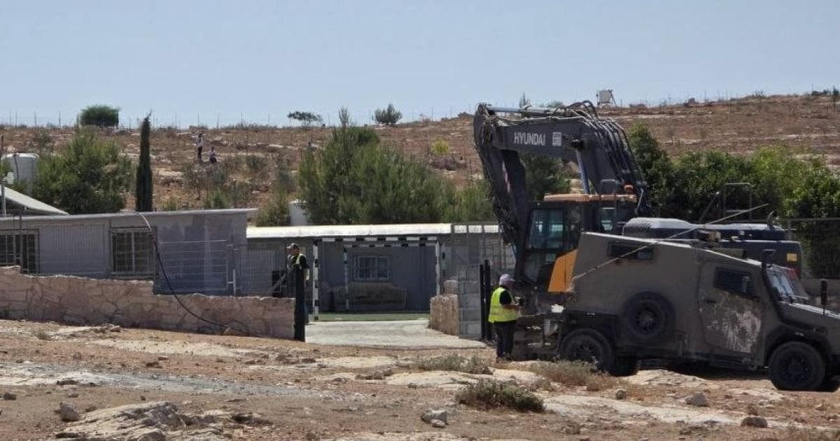 Occupation destroys 24 Palestinian houses