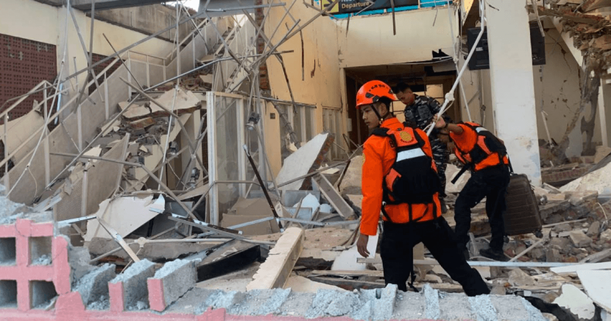 Indonesia earthquake kills 20 people