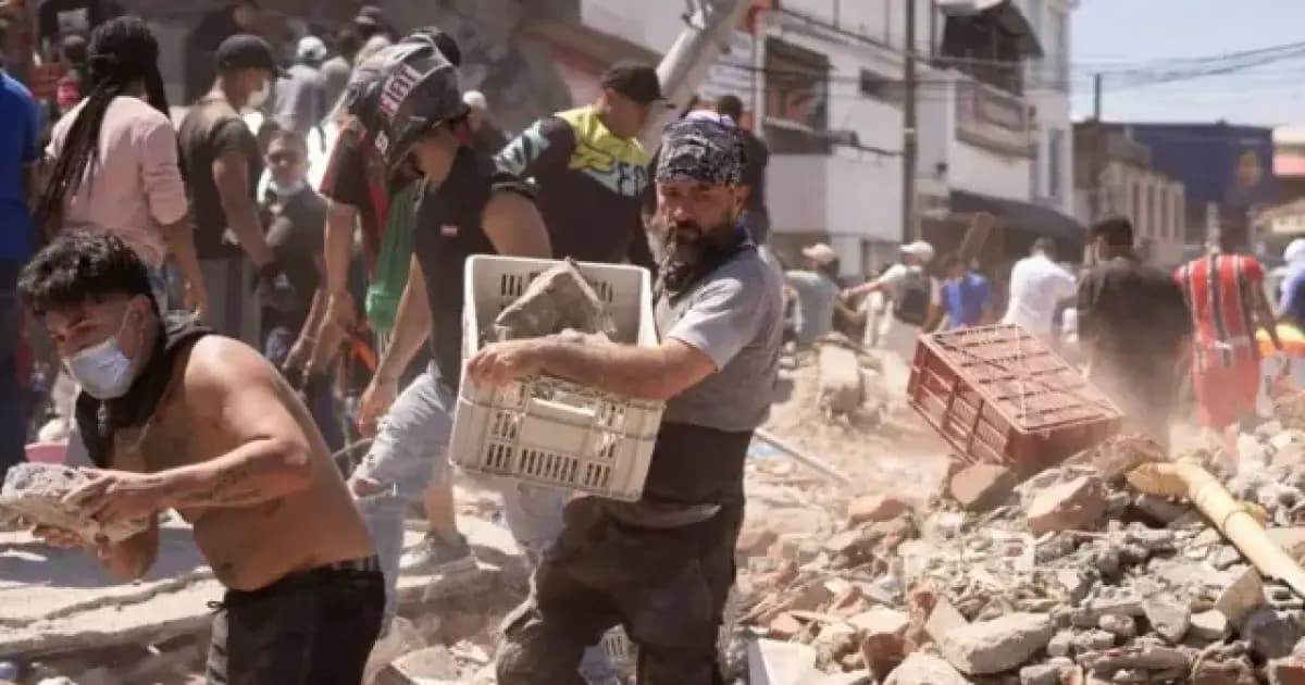 ضحايا زلزال كولومبيا يرتفع إلى 329