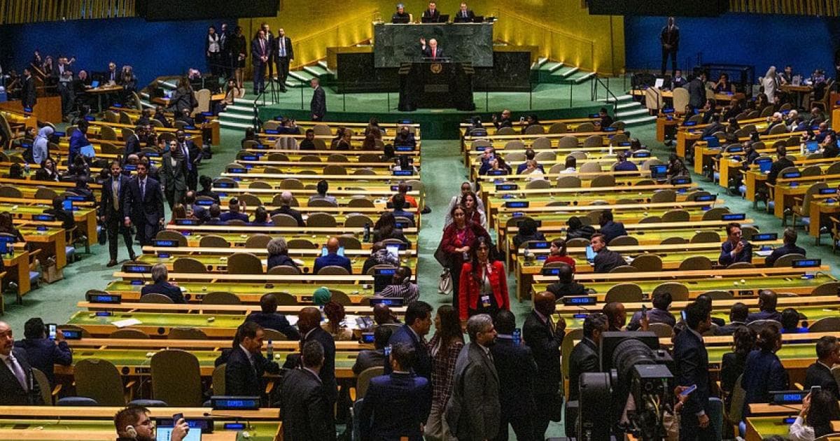 إسرائيلي يوثق أسماء الدول المنسحبة قبل خطاب نتنياهو