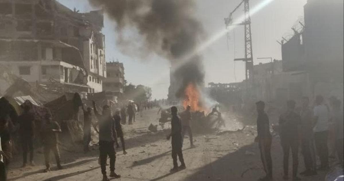 شهيد في قصف مركبة وسط غزة