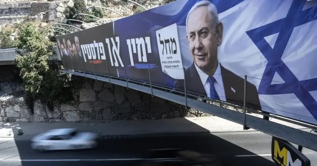 Poll: Eisenkot Leads Netanyahu Camp