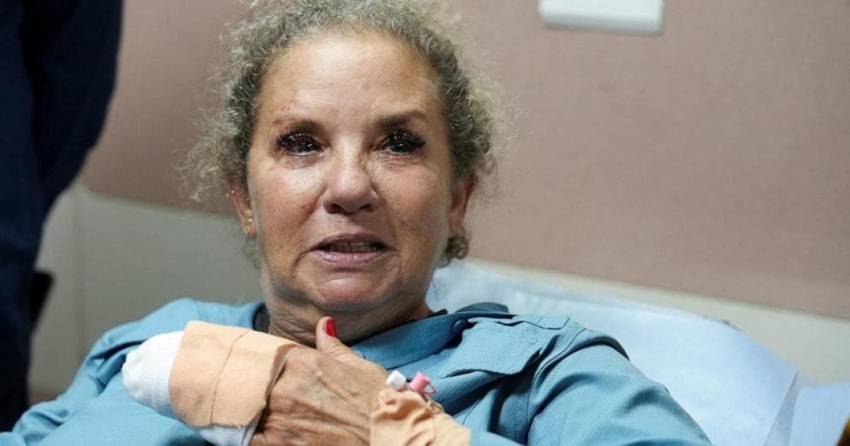 Former Israeli officials apologize to WP photographer