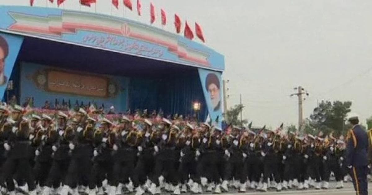 الحرس الثوري الإيراني يهدد برد أكبر