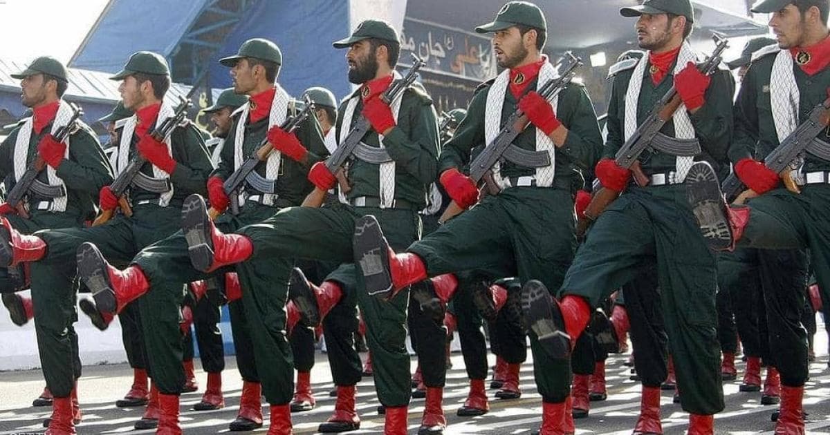 الحرس الإيراني: لن نتواصل عسكريًا مع واشنطن