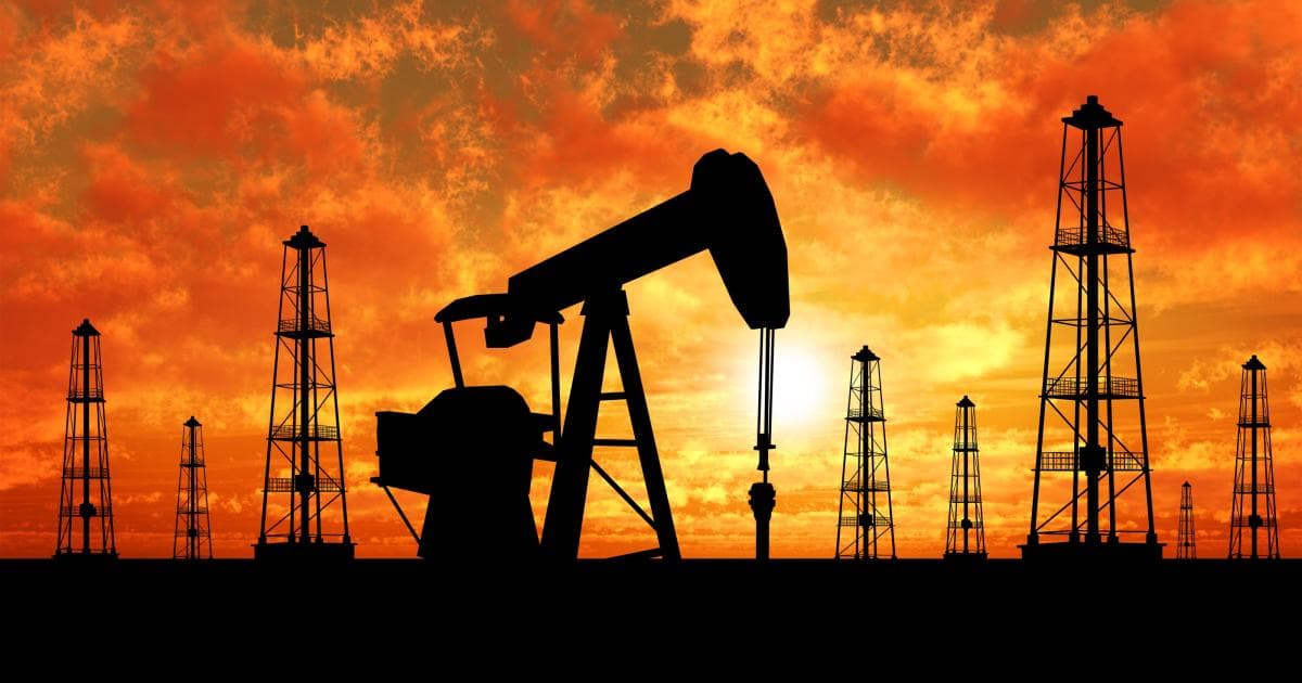 Oil declines over 5 percent