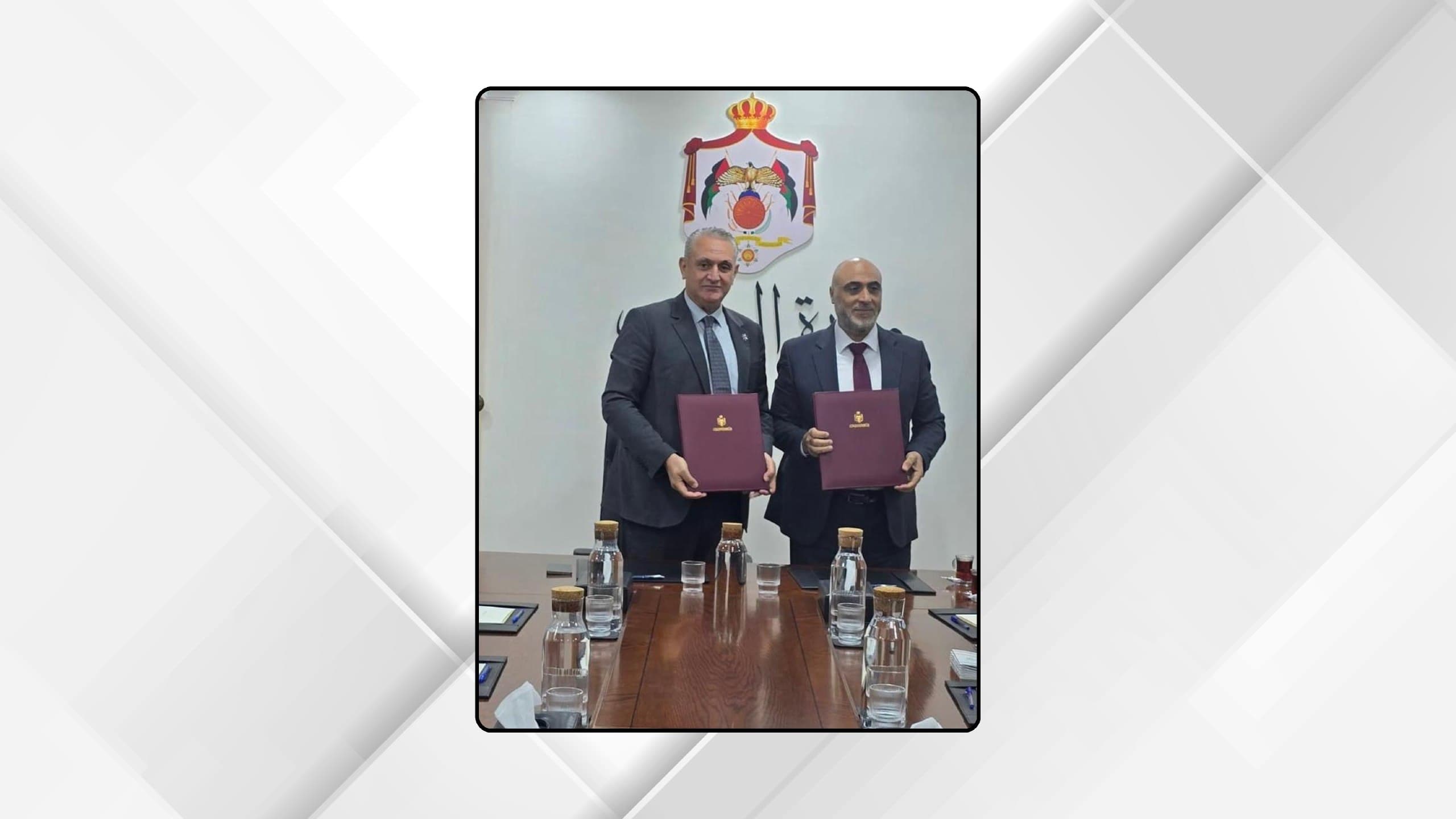 وزير البيئة يوسع التعاون مع المجتمع المدني