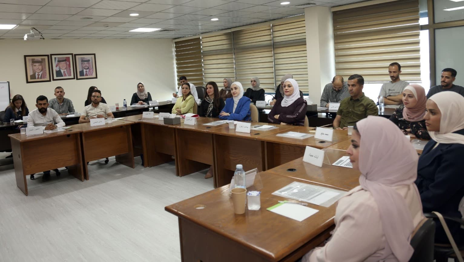 انطلاق الدورة الصحفية في مركز بترا ب28 إعلاميا