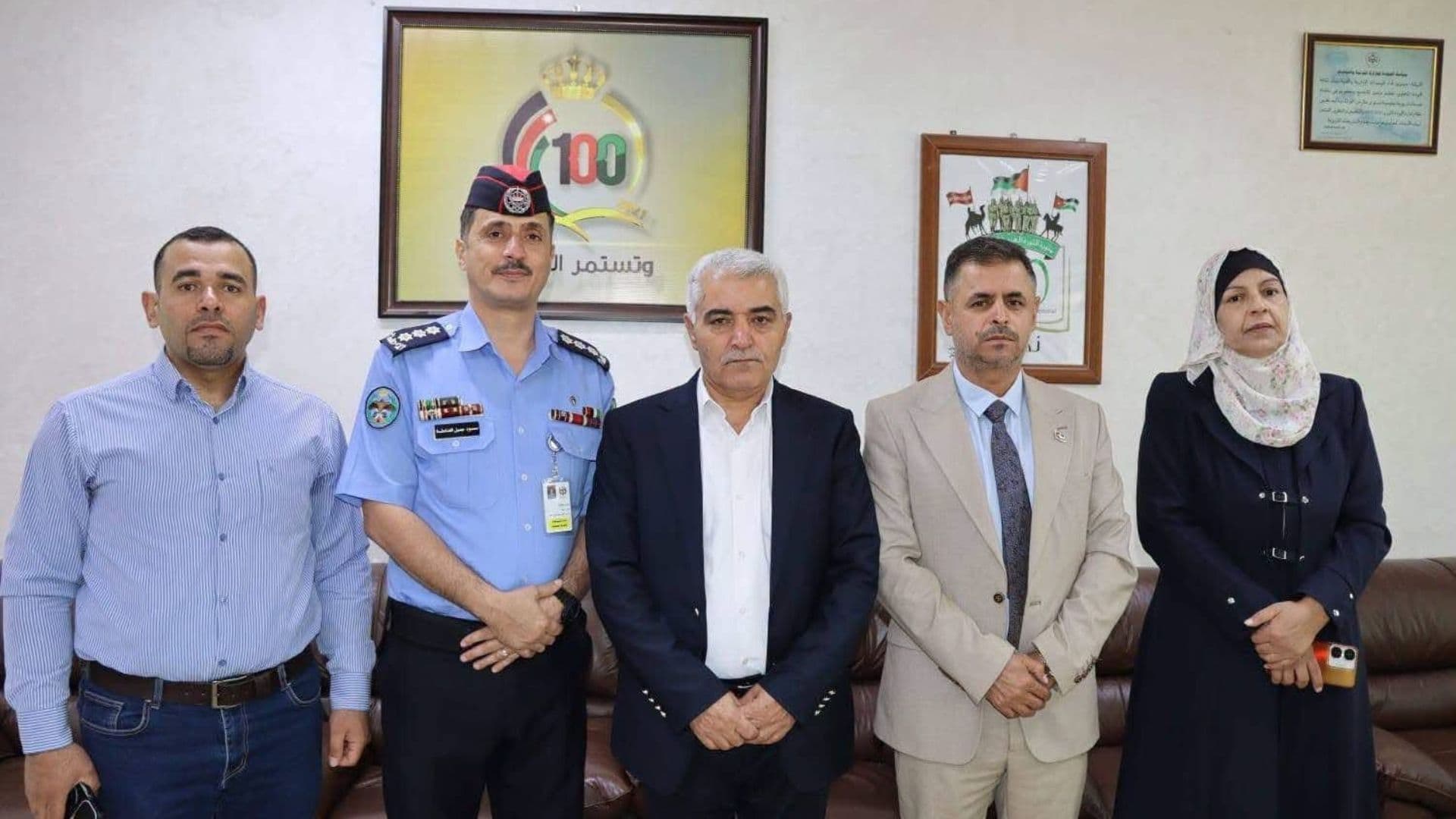 محافظ معان يتفقد استعدادات المدارس للعام الجديد