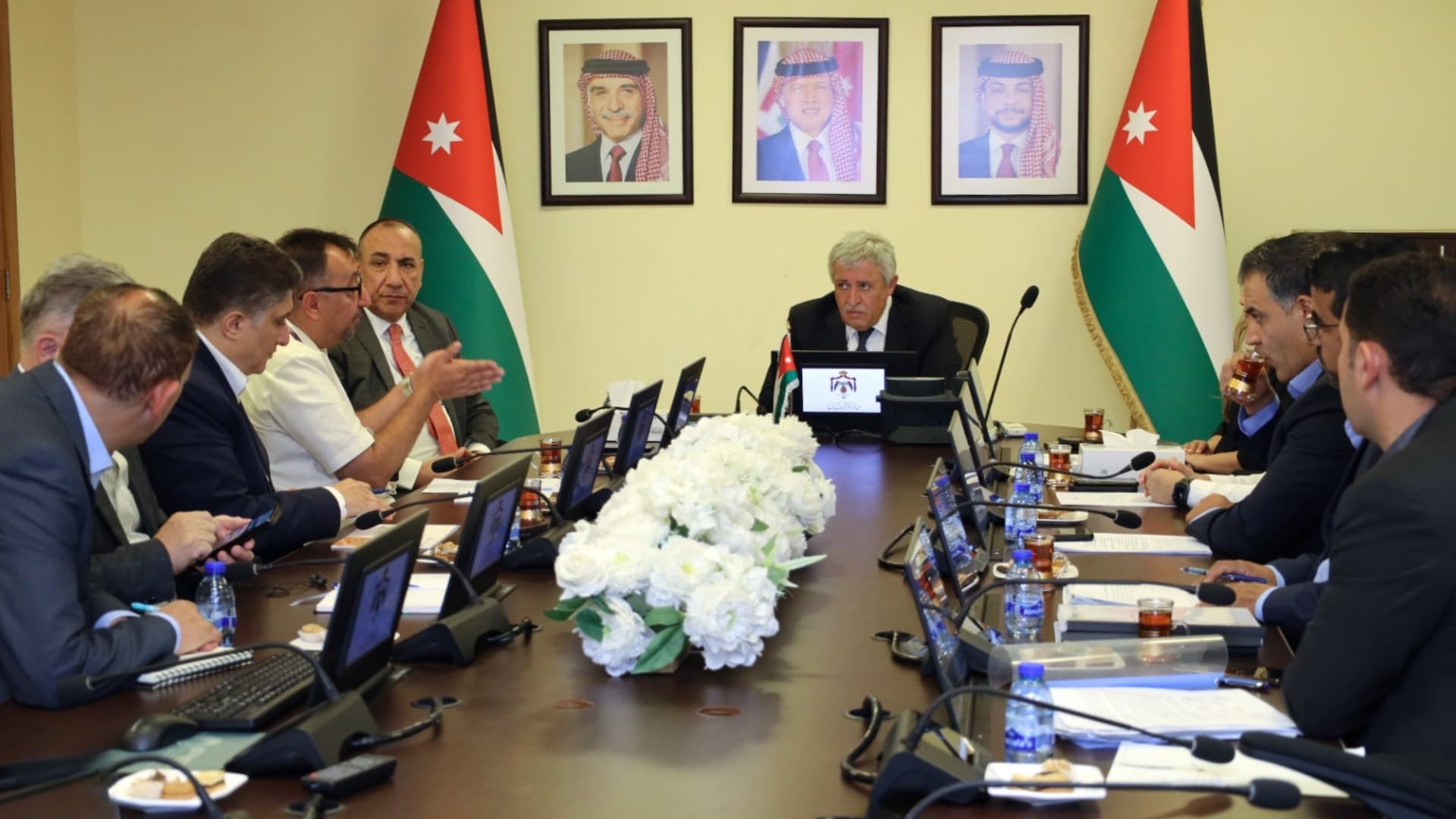 Transport Minister urges palace restoration