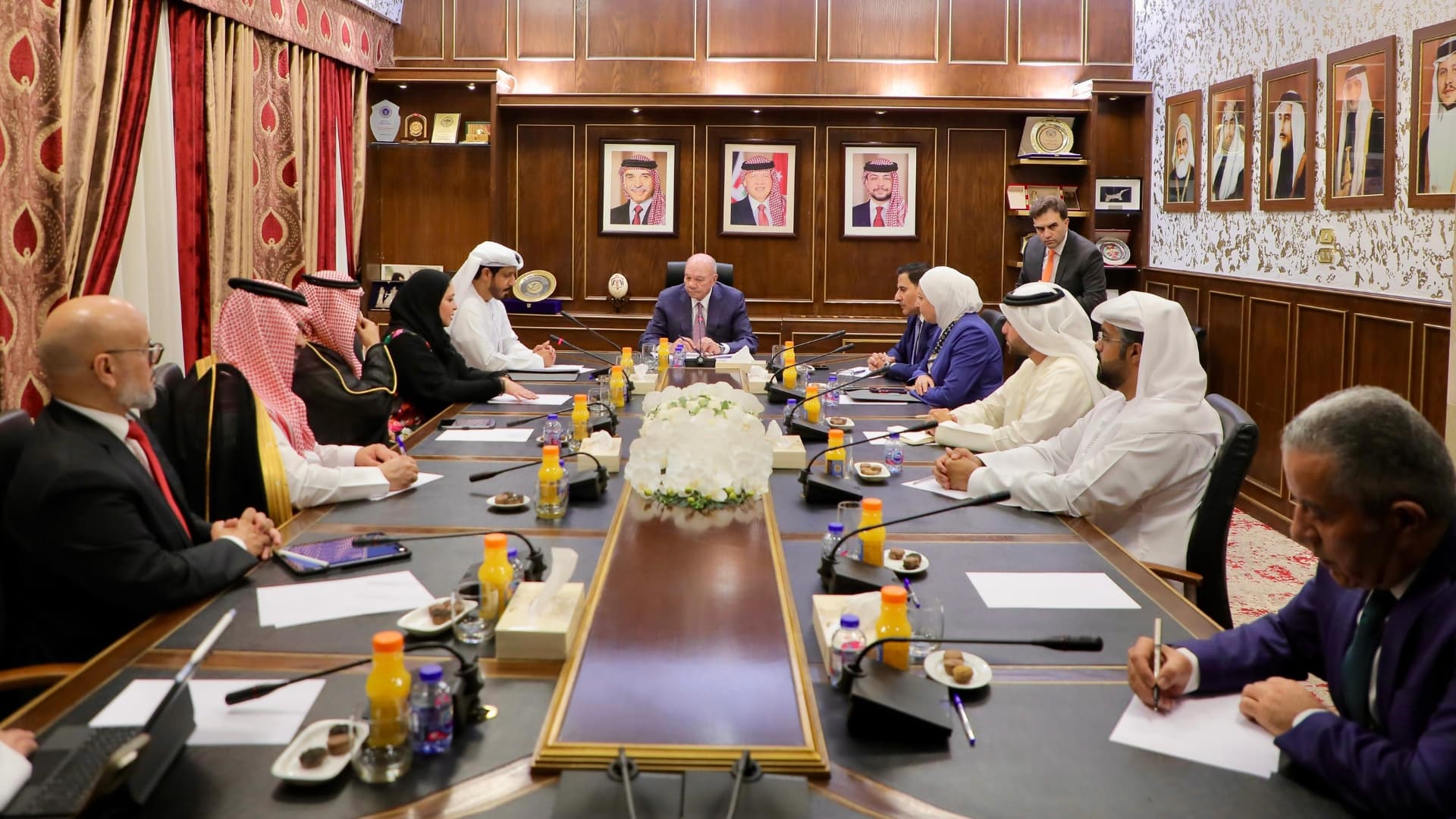 الفايز: الأردن ملتزم بمحاربة غسل الأموال التمويل
