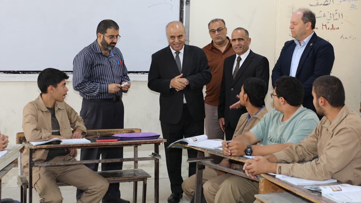 وزير التربية يزور التعليم المهني في الزرقاء