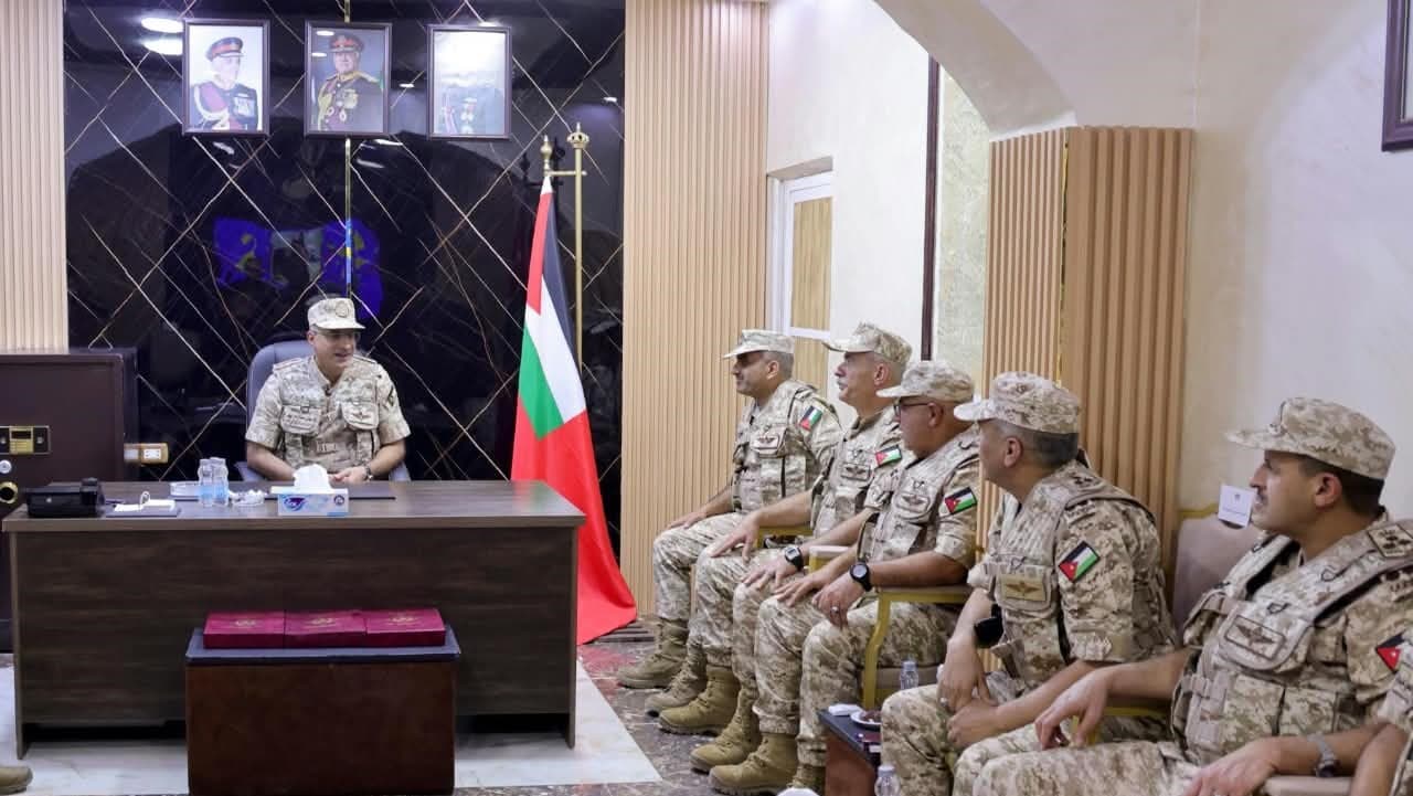 الحراسيس يزور وحدة من حرس الحدود الشرقية