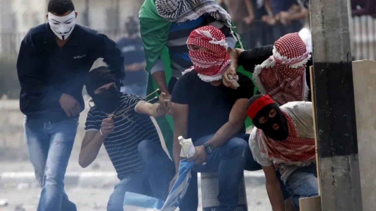 26 عاما على انتفاضة الأقصى