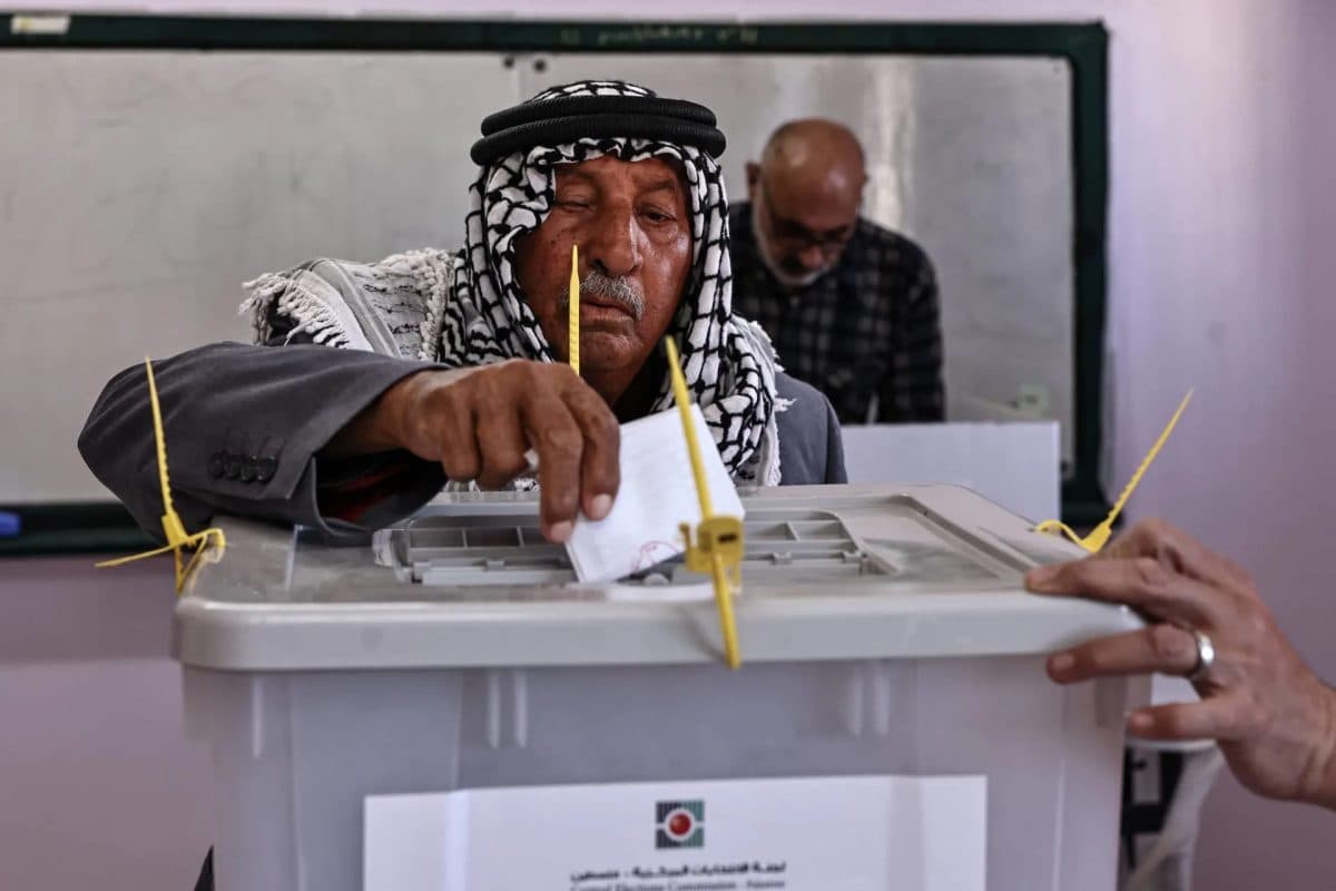 Palestinian Elections: Legitimacy or Crisis
