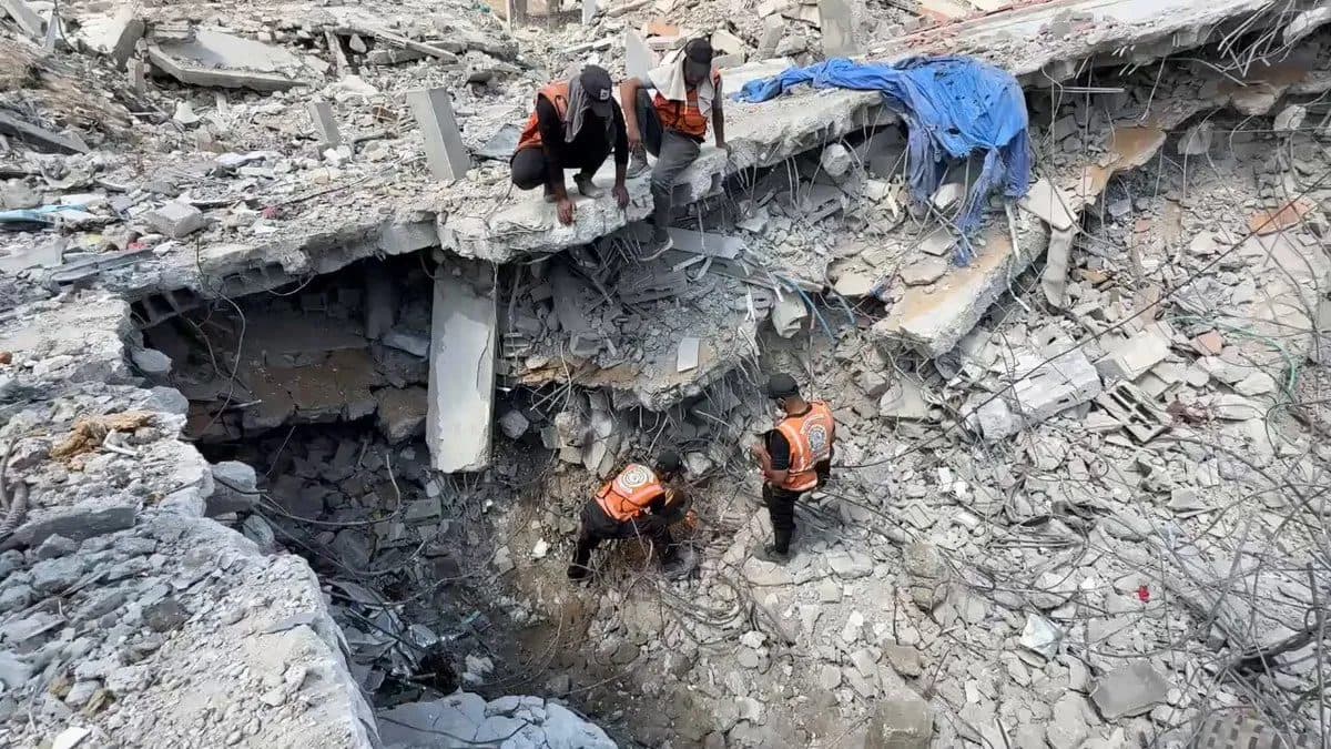 انتشال جثامين 19 شهيدا في غزة