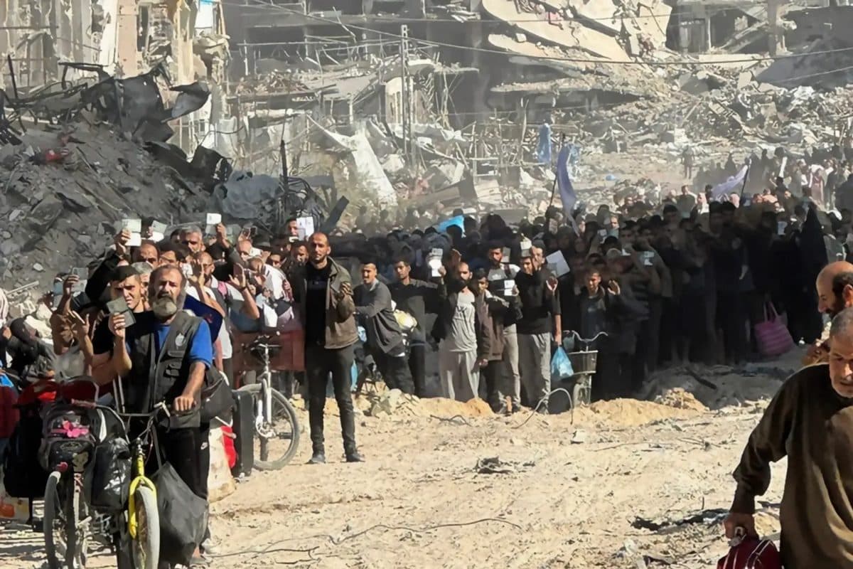 Who aims to lead Israeli actions