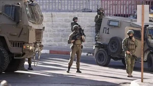 West Bank raids and house imprisonments