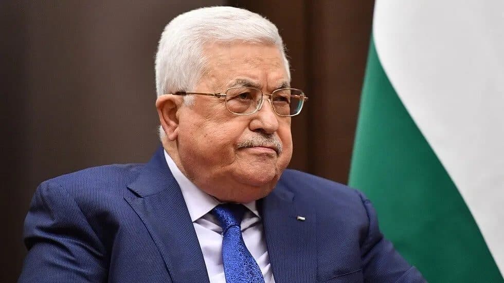 قرارات عباس وتأثير القيادة الفلسطينية