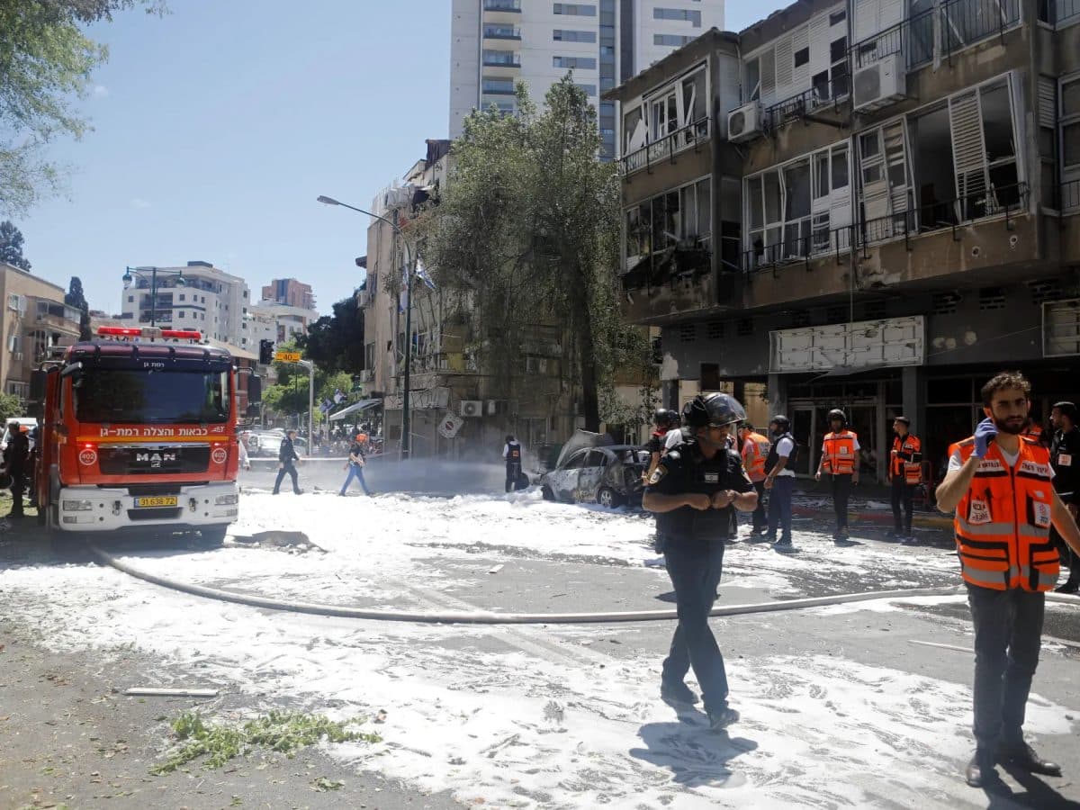 Tourist numbers in Israel drop slightly