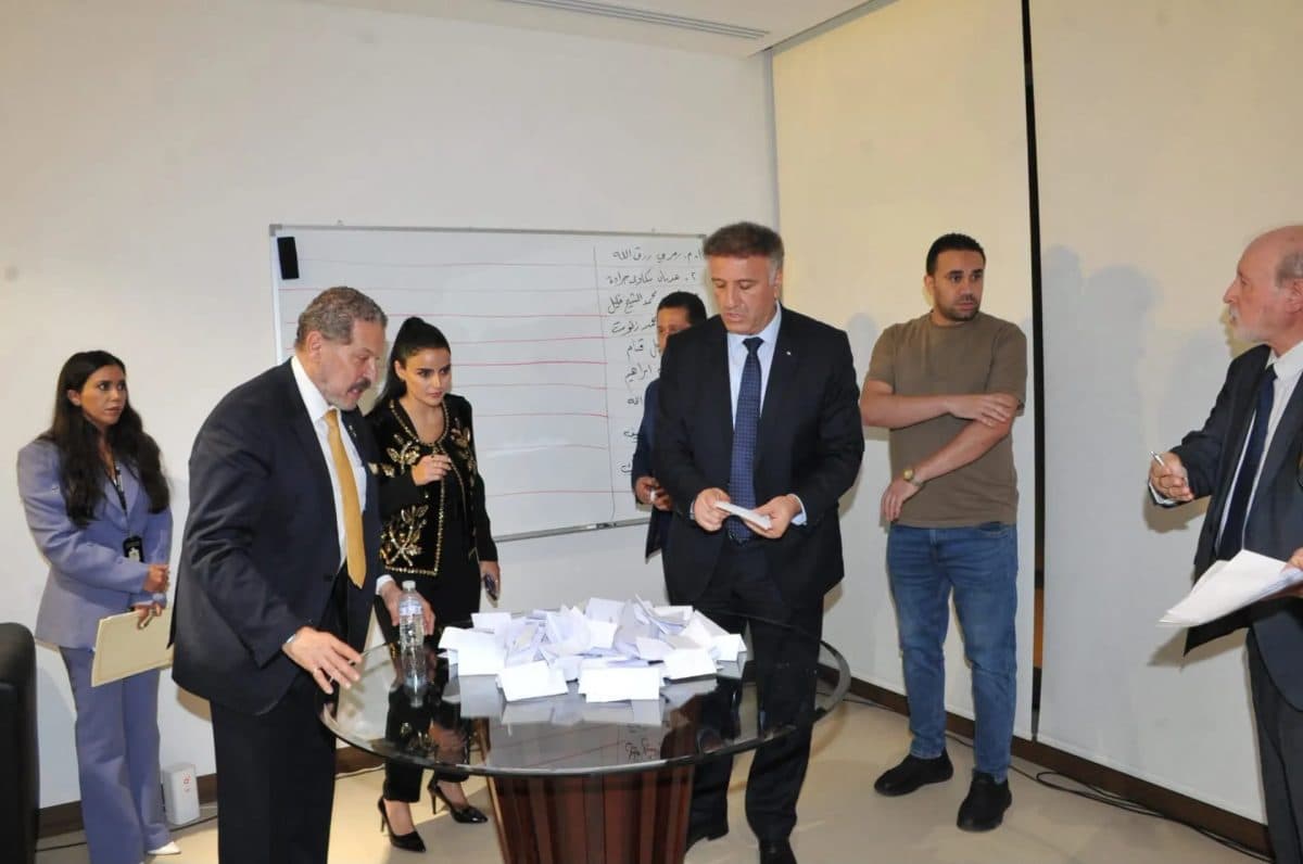 Palestinian factions oppose unilateral moves