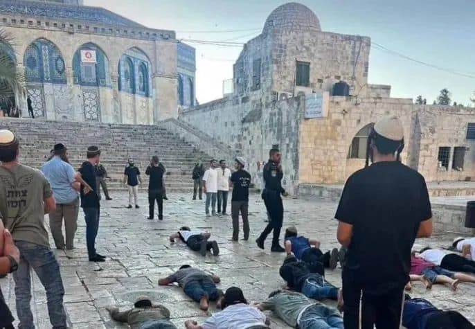 الأقصى يعزز الإرادة