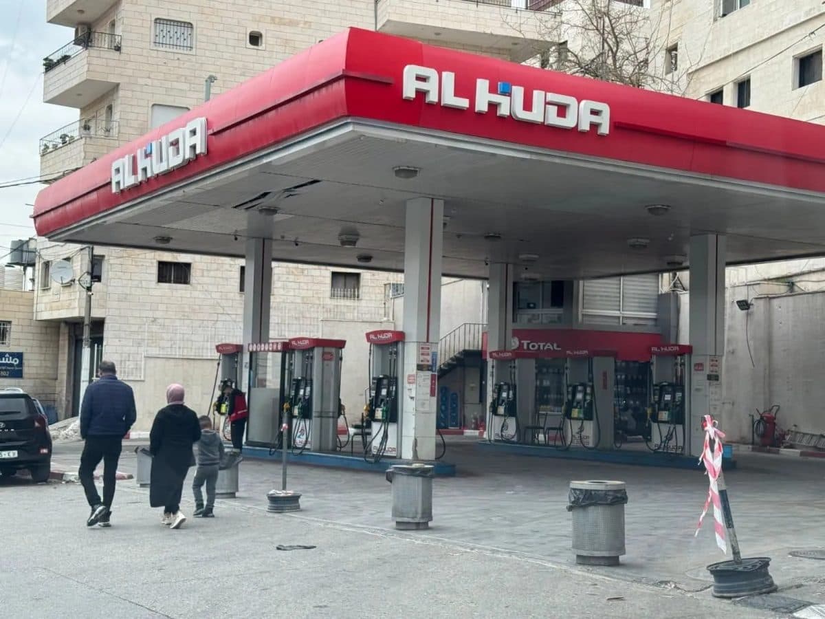Fuel crisis persists in the West Bank