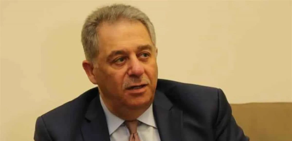 لبنان يقترح تسليم أشرف دبور لرام الله