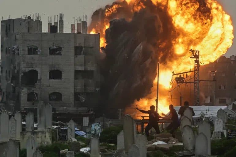 Gaza apartment attack causes martyrdom