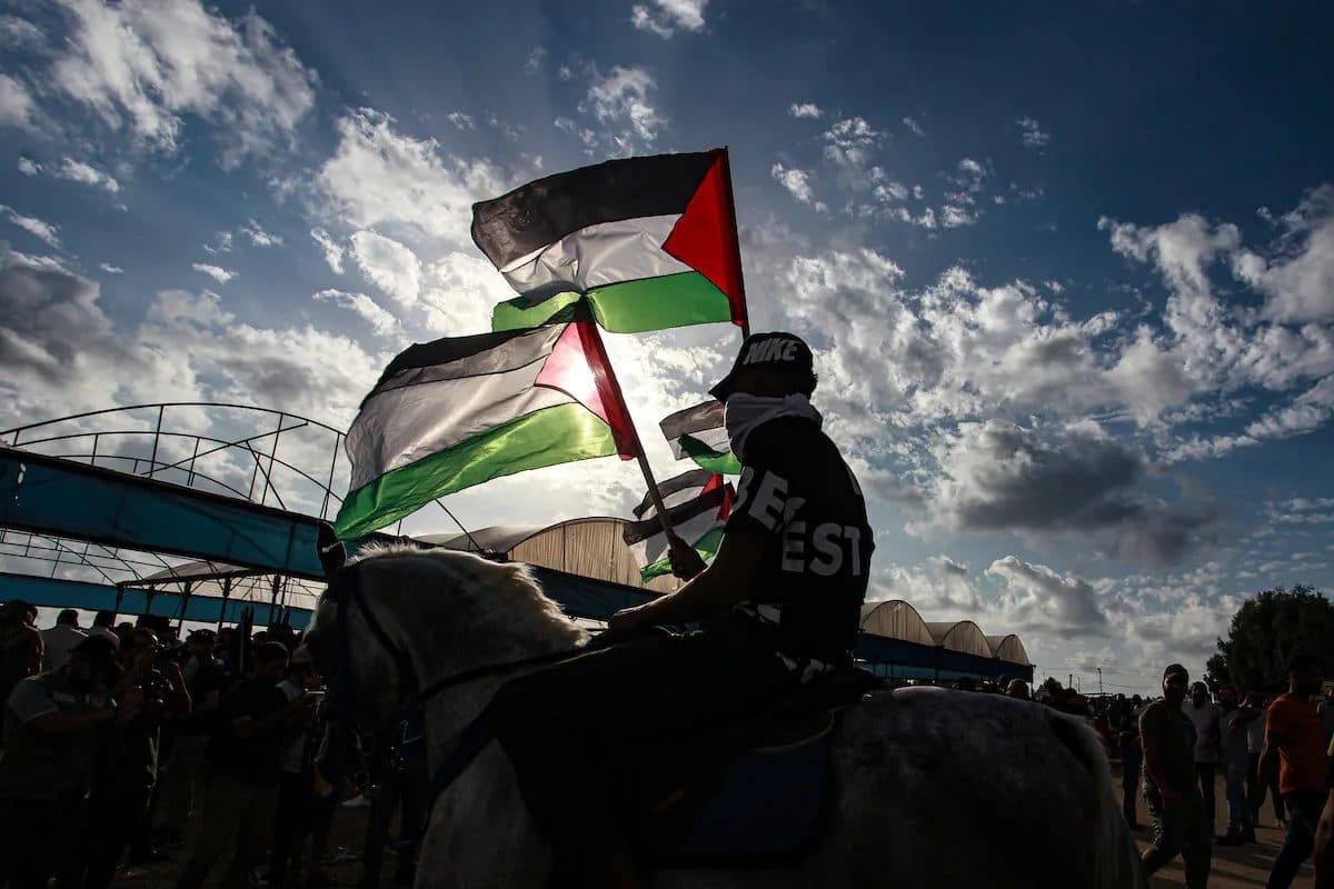 مشاركة في جدل الفلسطينيين حول المشروع والبرنامج
