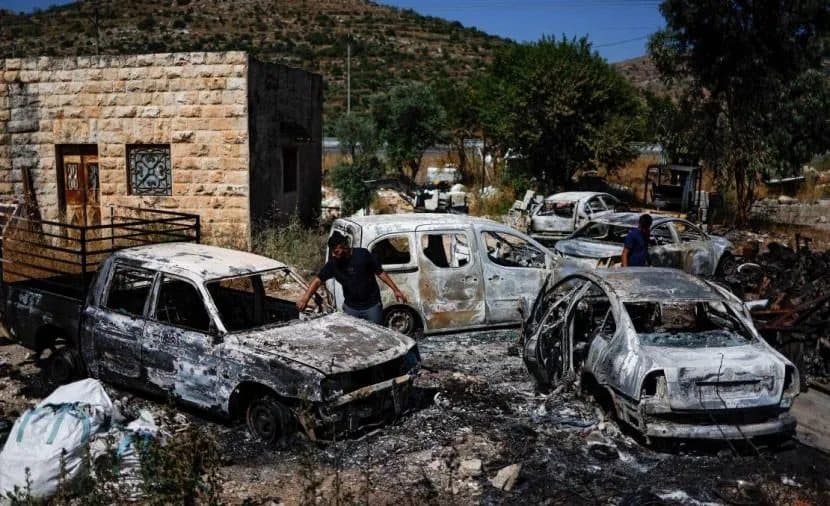 Israeli Officials Warn of Possible Settlement Massacre