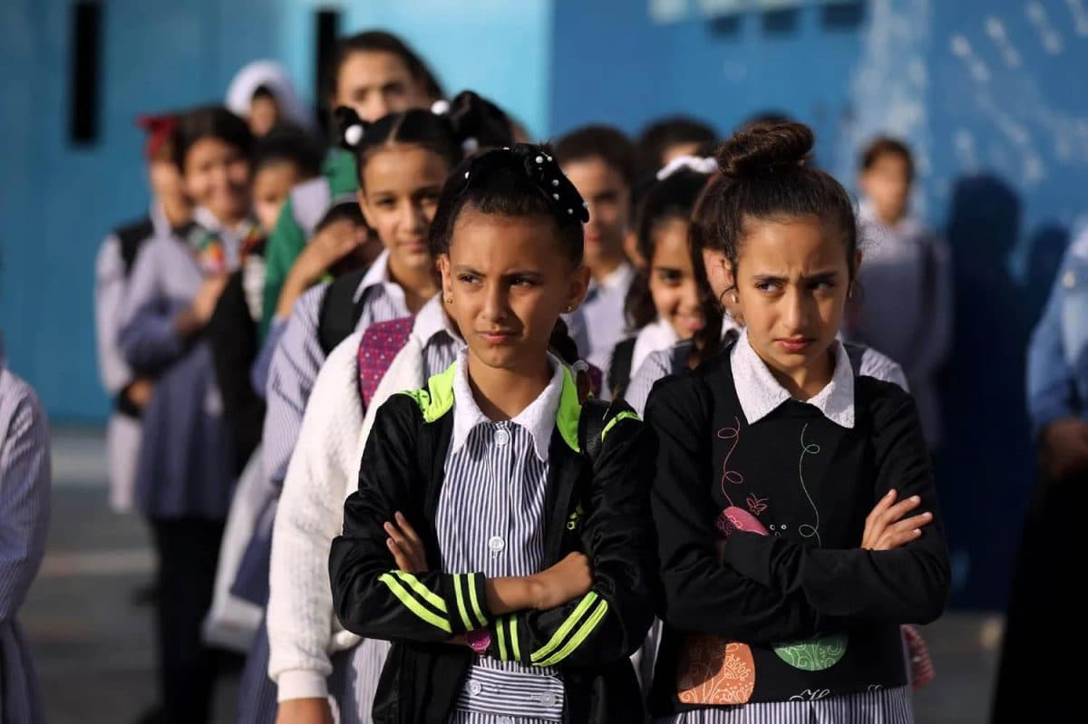Jerusalem Governorate: Israeli Curriculum Threatens Identity of 45,000 Students