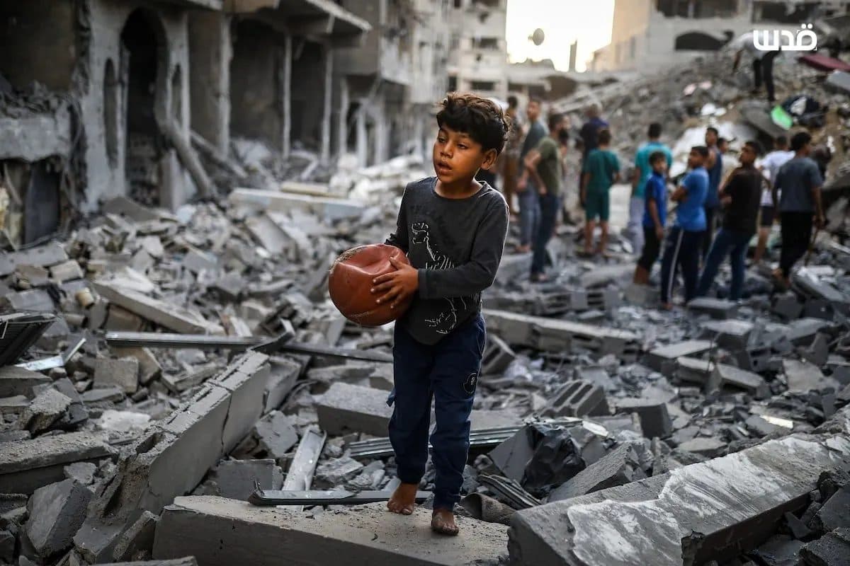 أطفال غزة يواجهون مآسي كبيرة