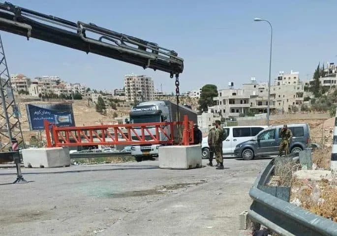 Jenin house demo and Arraba gate installation