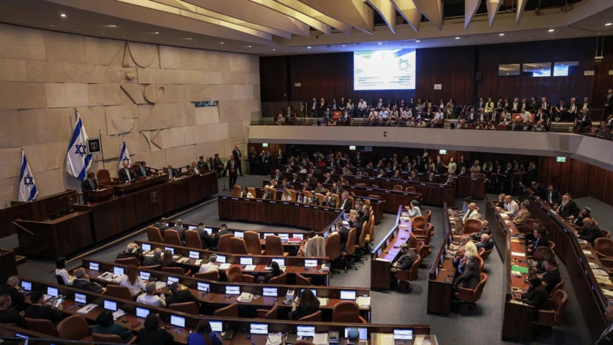 Arab debate in Knesset before right-wing threat