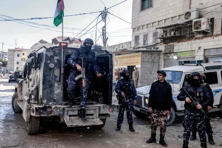 Security forces re-arrest released West Bank prisoners