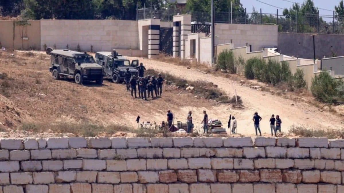 Qusra siege continues with more Israeli reinforcements