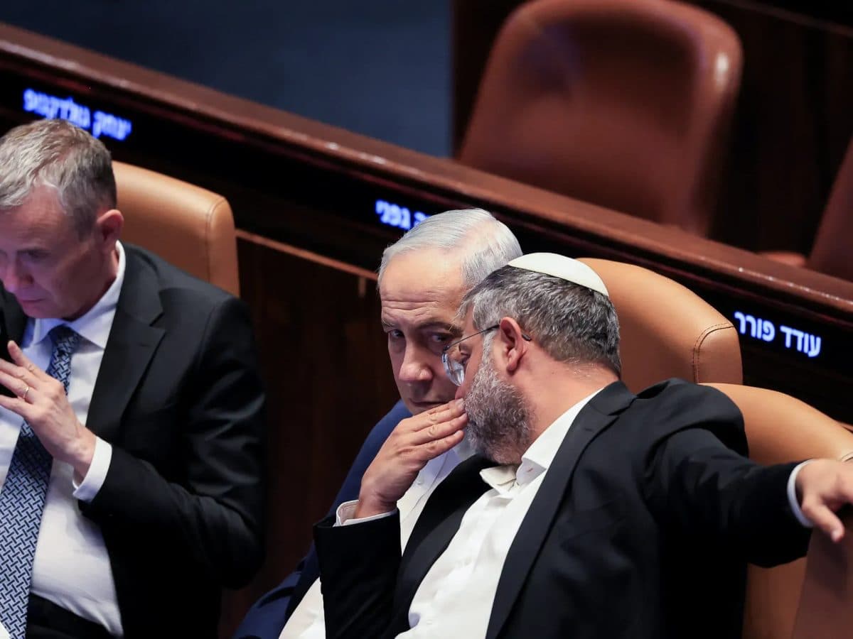 Knesset Elections: Alliances and Party Survival