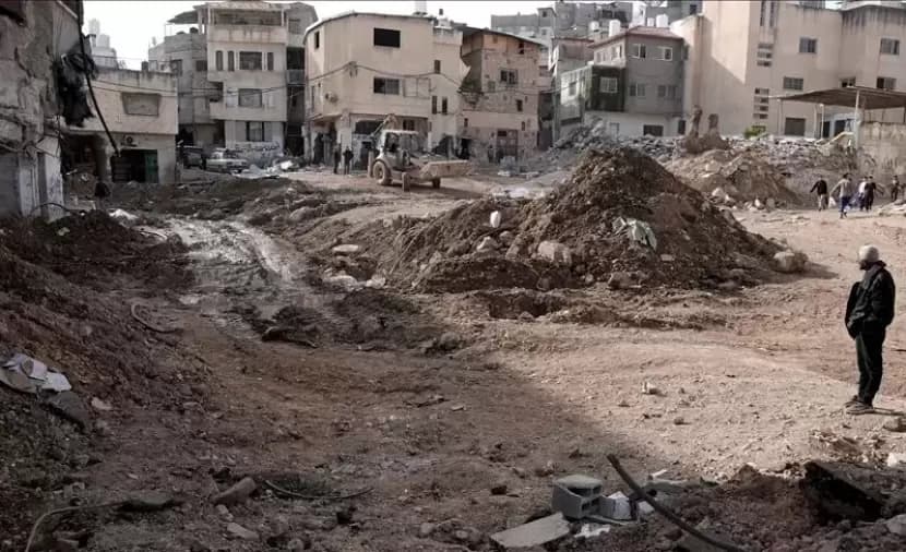 الاحتلال يواصل هجماته في الضفة مخيم جديد مستهدف