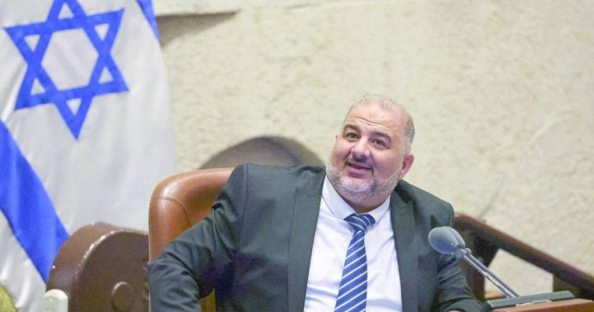 منصور عباس يغير موازين الانتخابات بضم سيجالوفتش