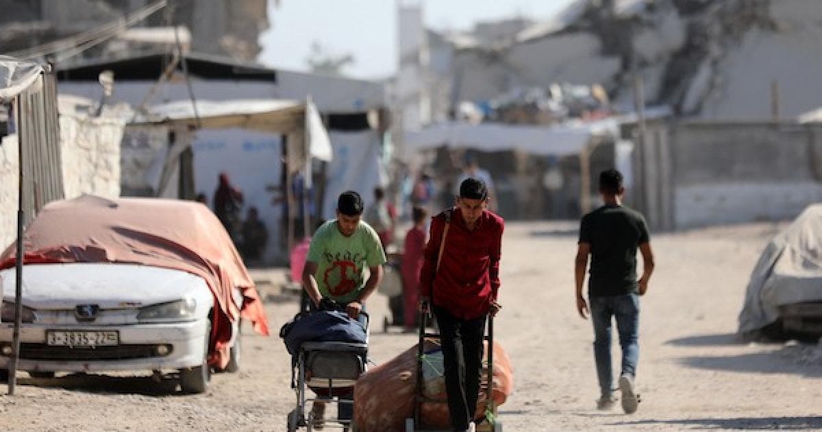 Gaza Displaced Moving Out