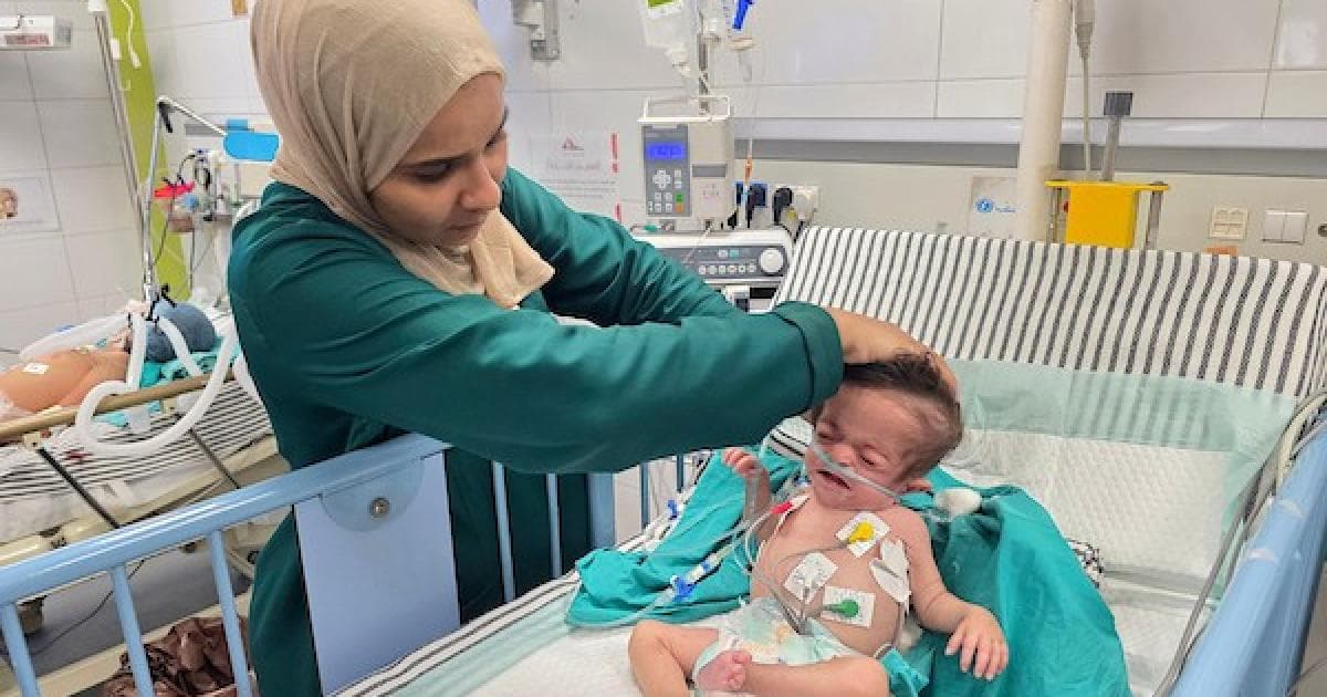 Photos Show Gaza Oxygen Shortages